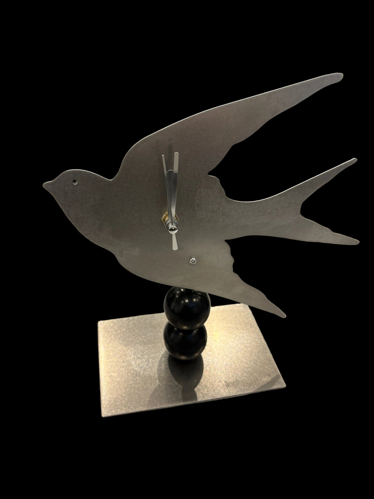 SWALLOW TABLE